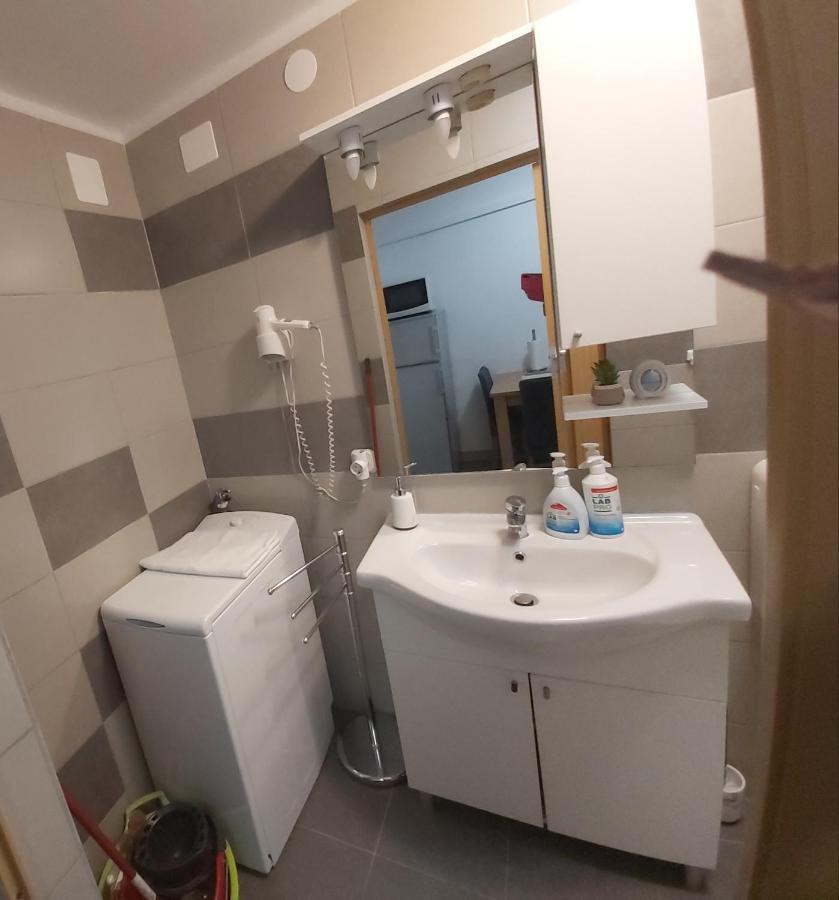 Apartmani I Sobe Mara Palit Esterno foto