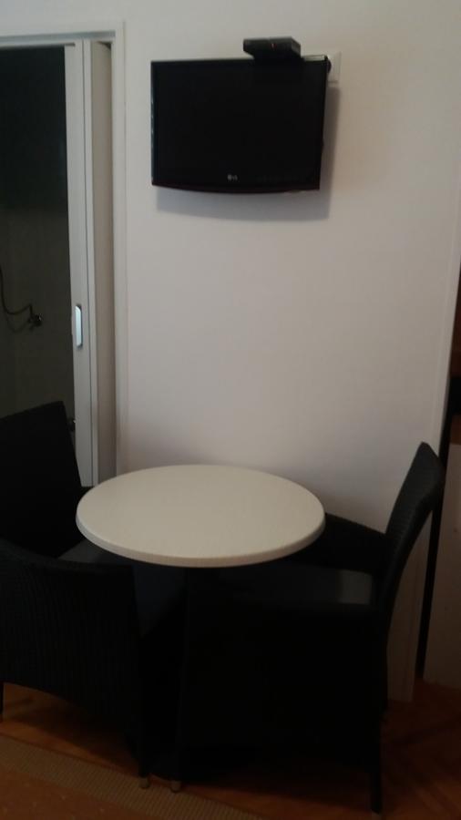 Apartmani I Sobe Mara Palit Esterno foto