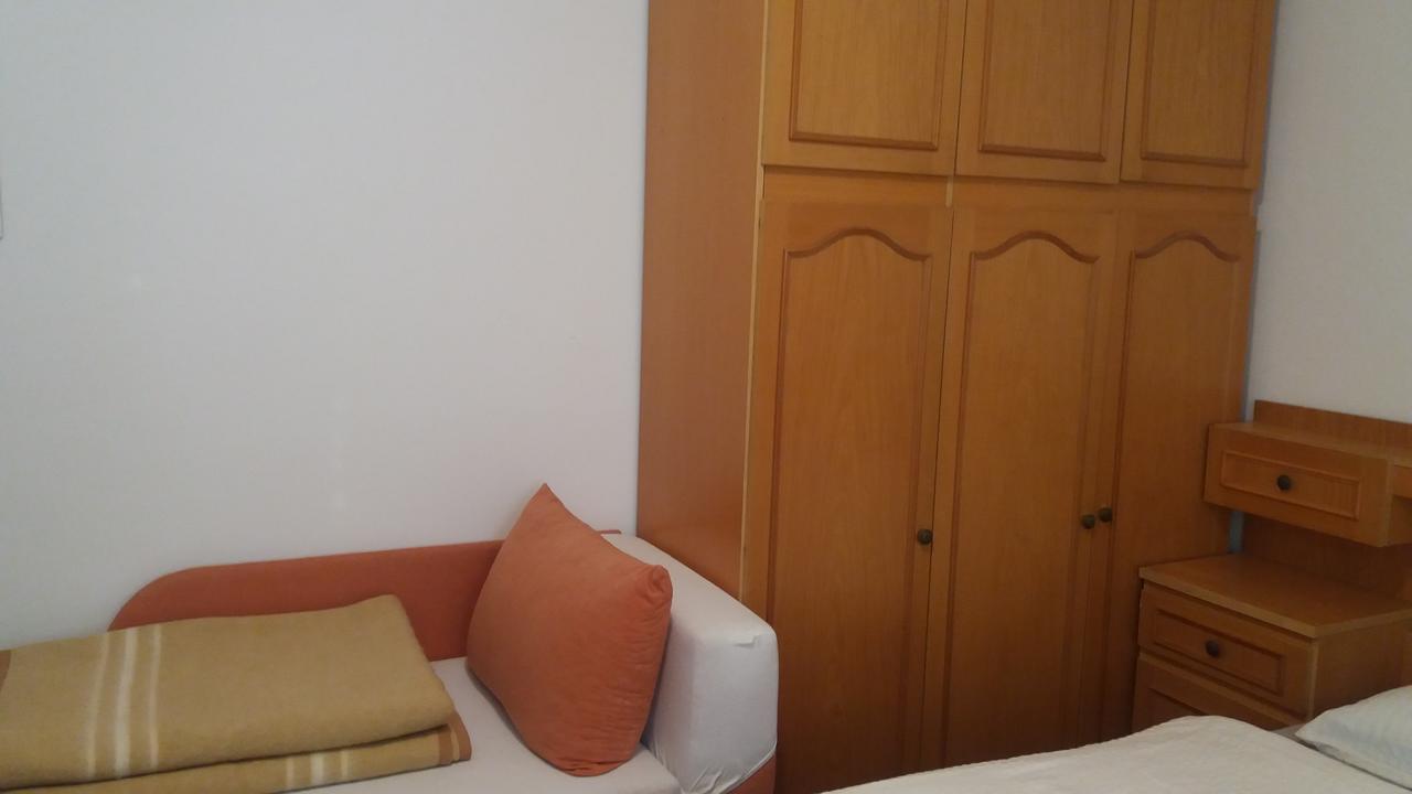 Apartmani I Sobe Mara Palit Esterno foto