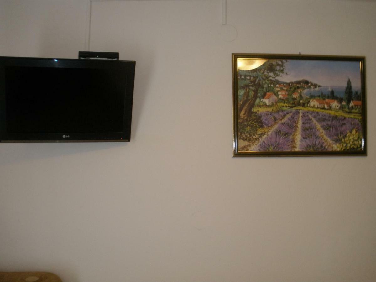 Apartmani I Sobe Mara Palit Esterno foto