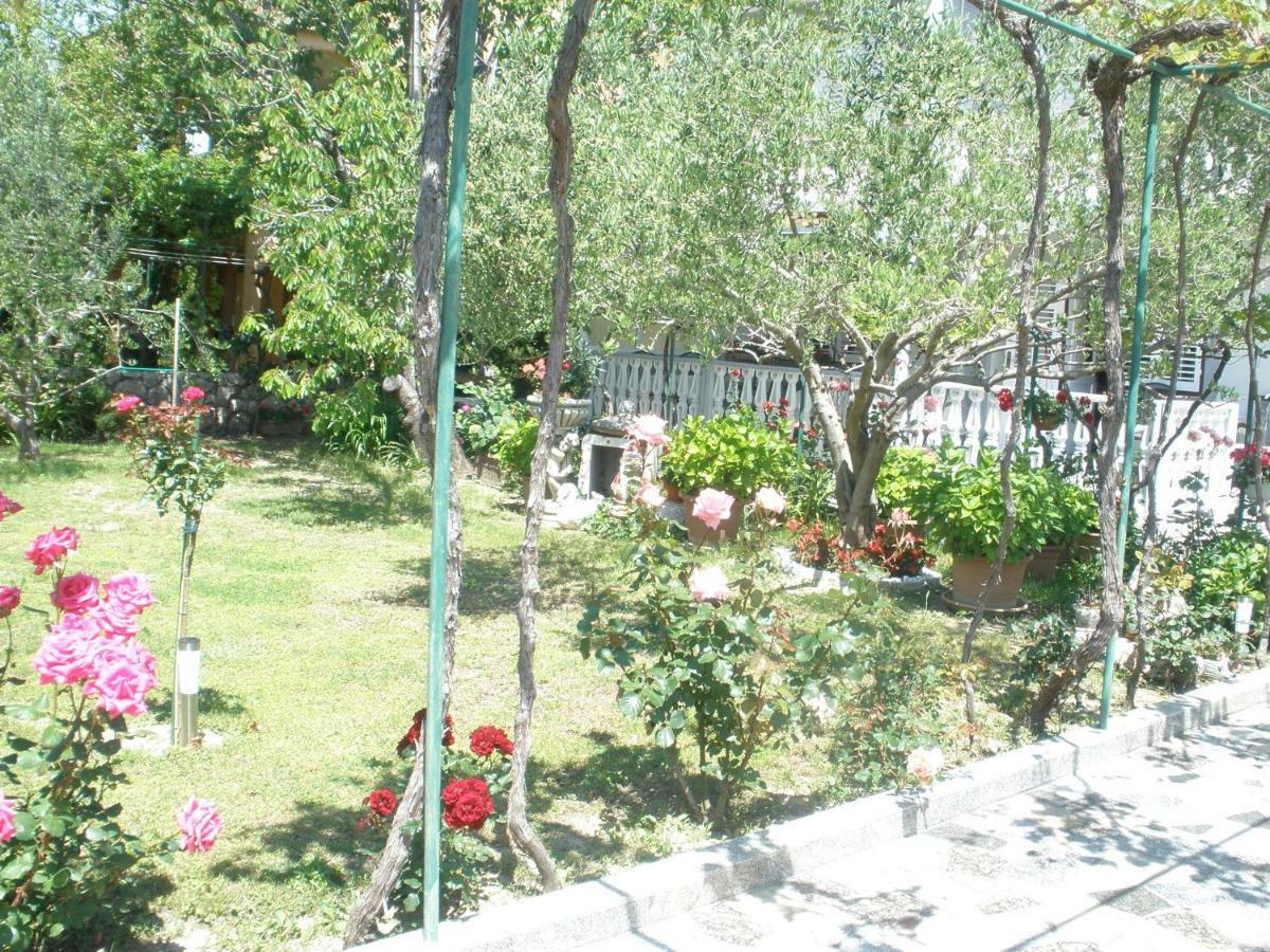 Apartmani I Sobe Mara Palit Esterno foto